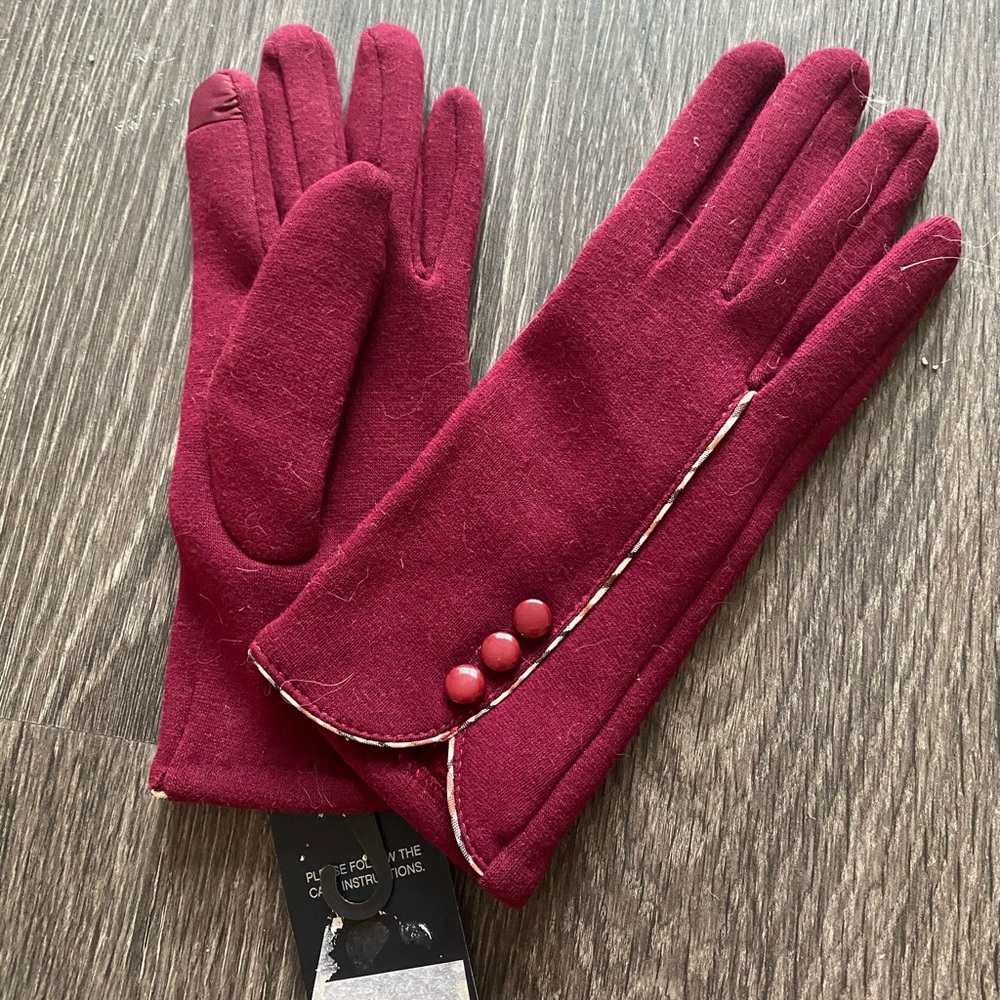 Fleece lined gloves - Picture 2 of 5